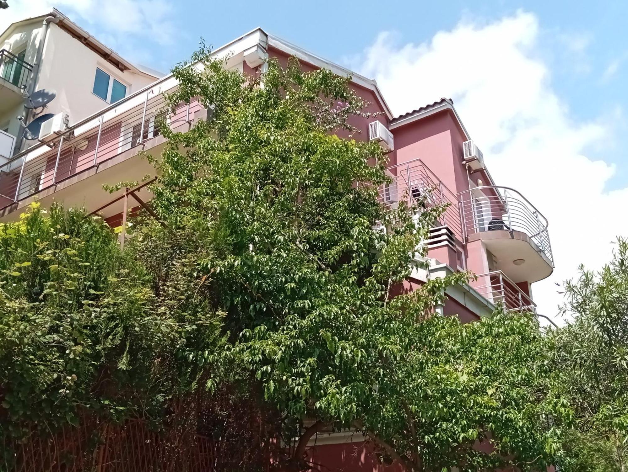Markovic Aparthotel - Budva Becici Hotel Zewnętrze zdjęcie
